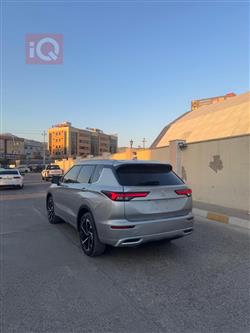 ميتسوبيشي اوتلاندر